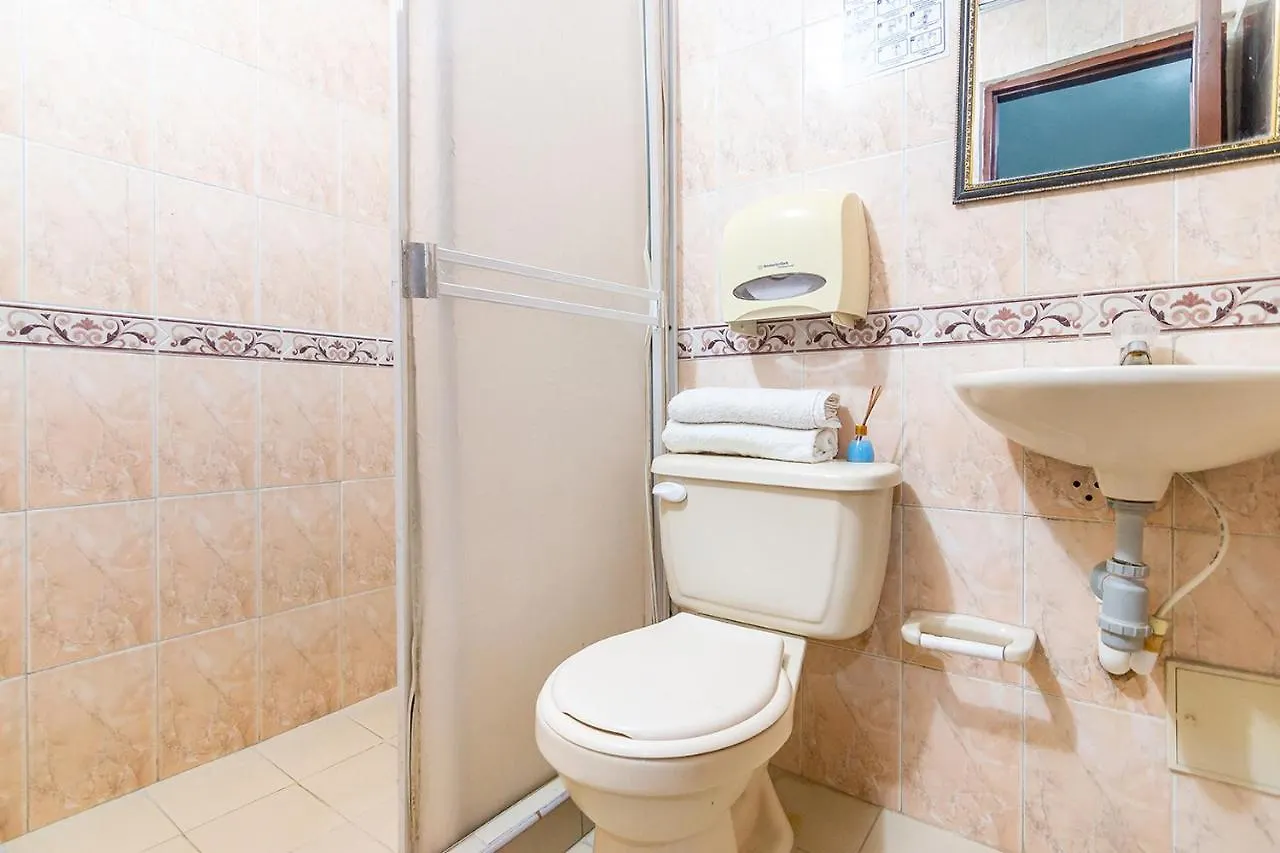 Hotel Ayenda Cocobeach